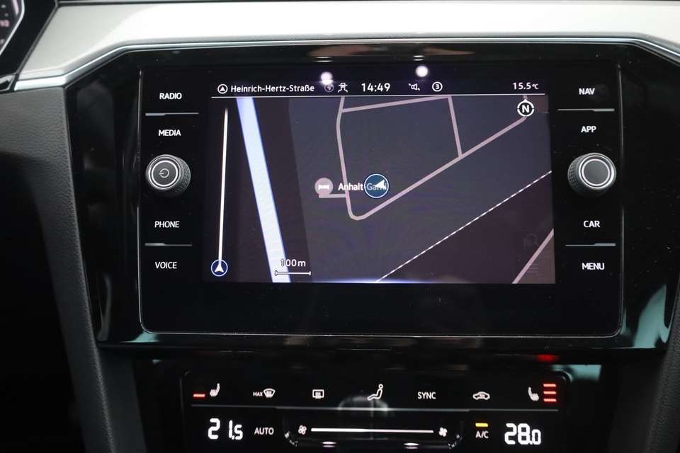 Volkswagen Passat Variant - Imagem 11