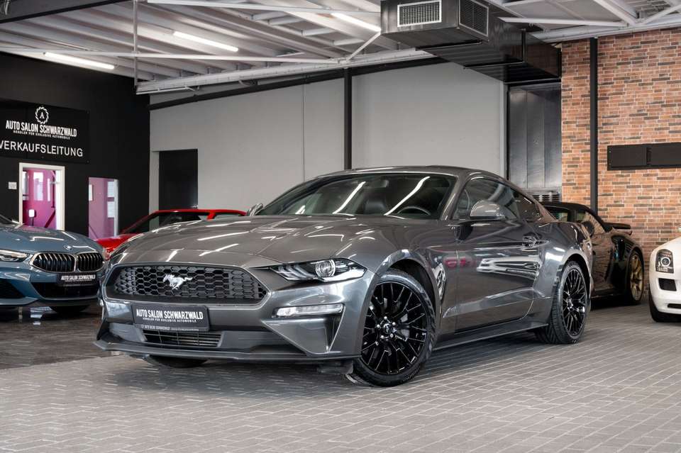 Ford Mustang - Imagem 1