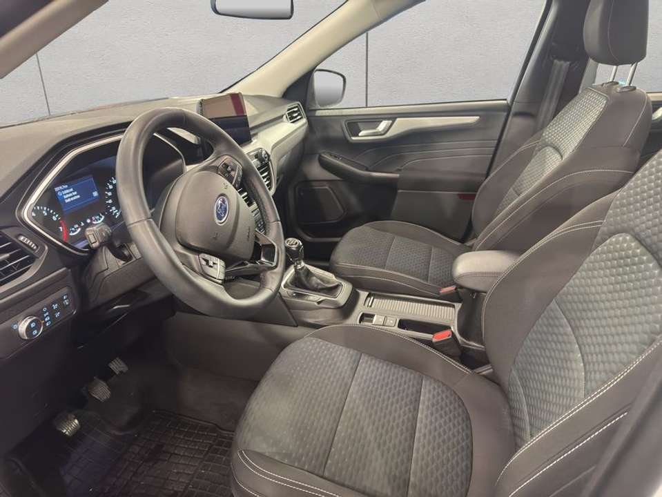 Ford Kuga - Imagem 8