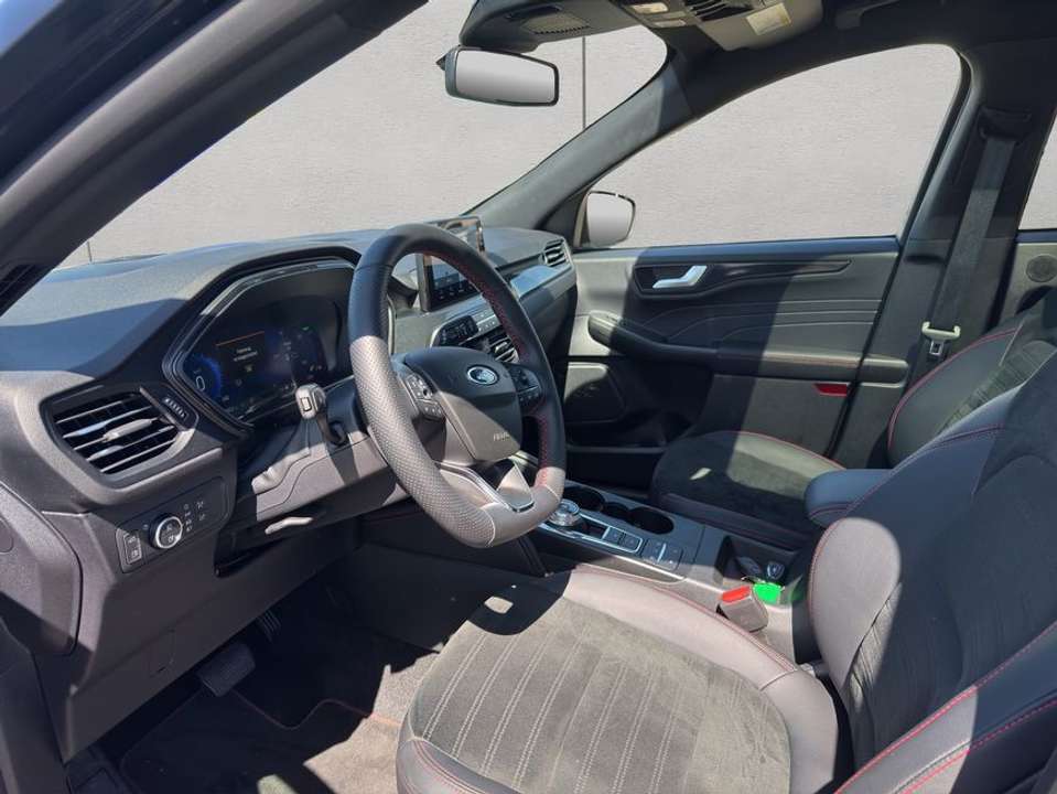 Ford Kuga - Imagem 9