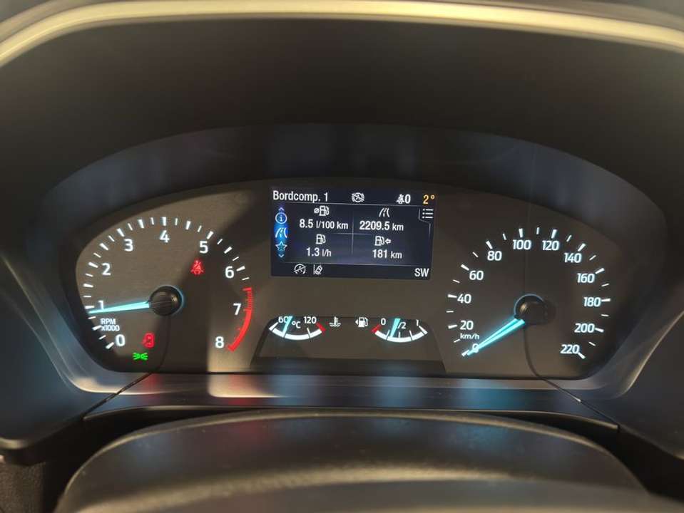 Ford Kuga - Imagem 10