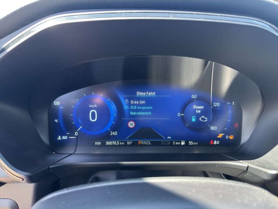 Ford Kuga - Imagem 11