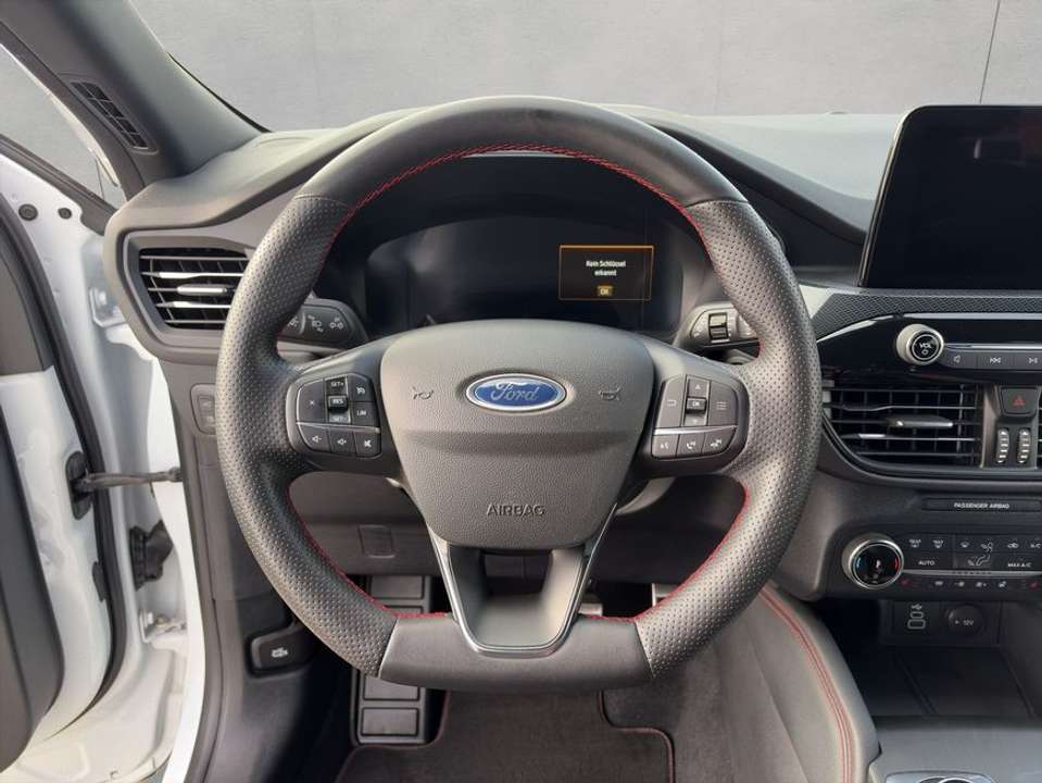 Ford Kuga - Imagem 12