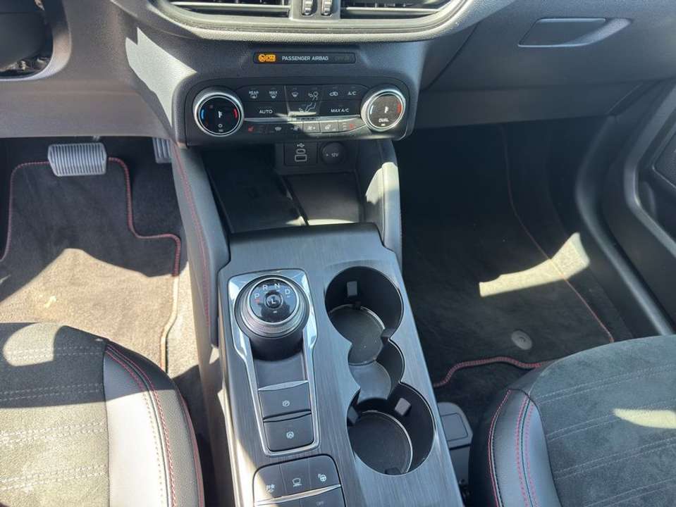 Ford Kuga - Imagem 13