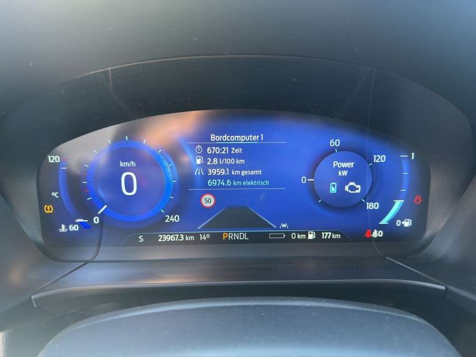 Ford Kuga - Imagem 11
