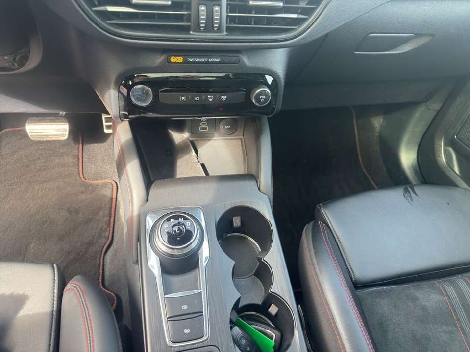Ford Kuga - Imagem 12