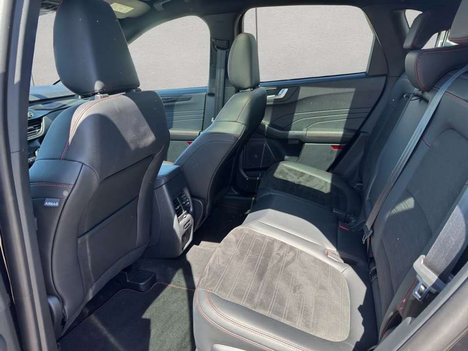 Ford Kuga - Imagem 16