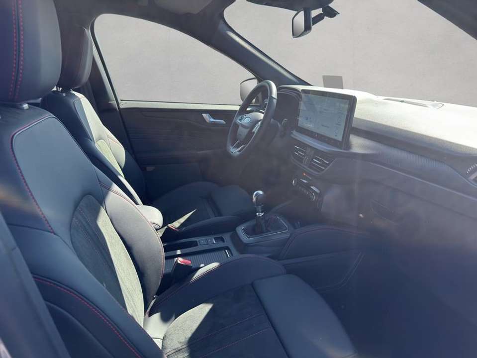 Ford Kuga - Imagem 16