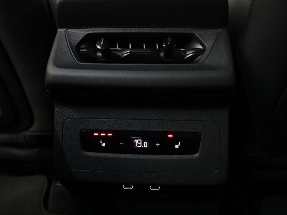 Audi Q6 e-tron - Imagem 12