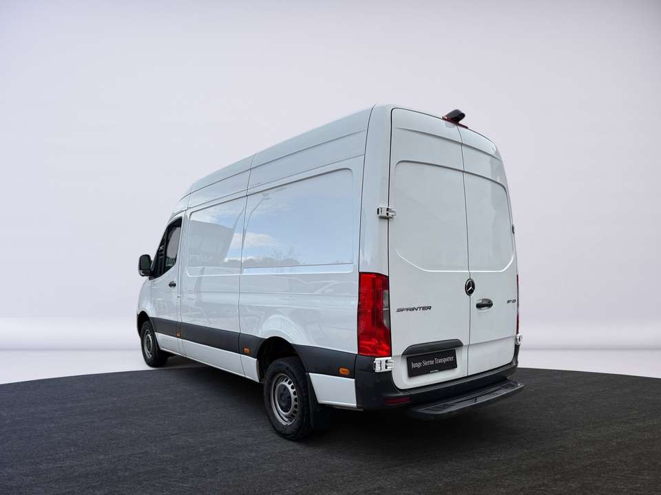 Mercedes-Benz Sprinter - Imagem 5