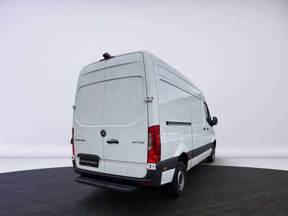 Mercedes-Benz Sprinter - Imagem 6
