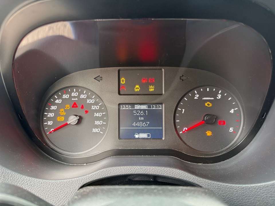Mercedes-Benz Sprinter - Imagem 14
