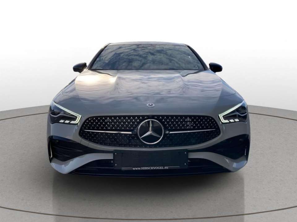 Mercedes-Benz CLA 180 - Imagem 3