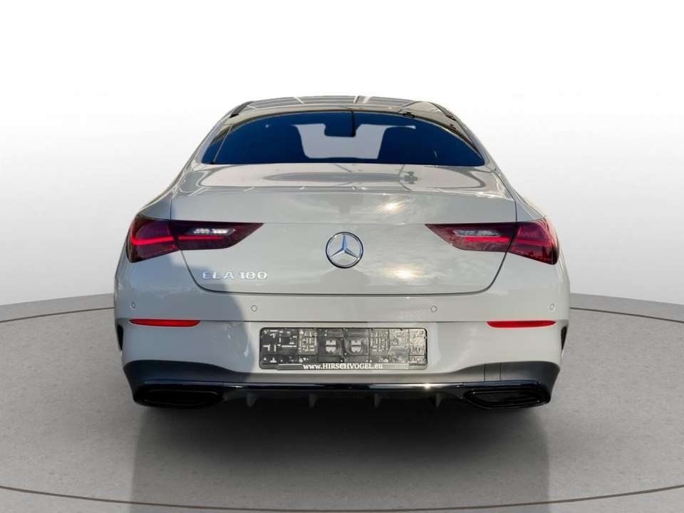 Mercedes-Benz CLA 180 - Imagem 6