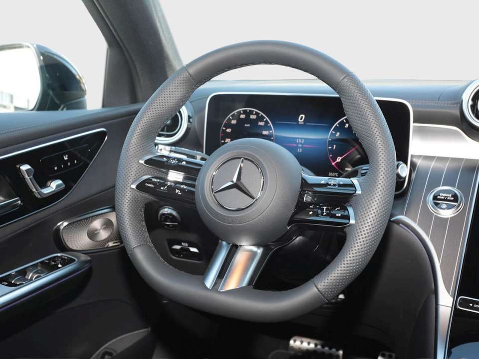 Mercedes-Benz GLC 300 - Imagem 8