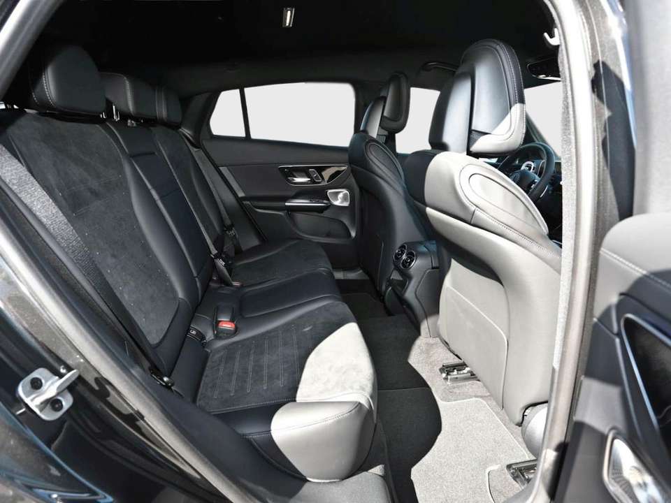 Mercedes-Benz GLC 300 - Imagem 11