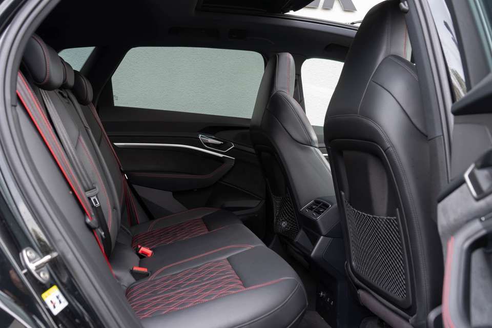 Audi SQ8 e-tron - Imagem 18