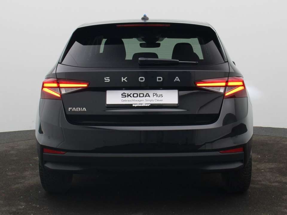 Skoda Fabia - Imagem 7