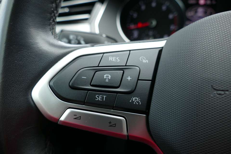 Volkswagen Passat Variant - Imagem 8