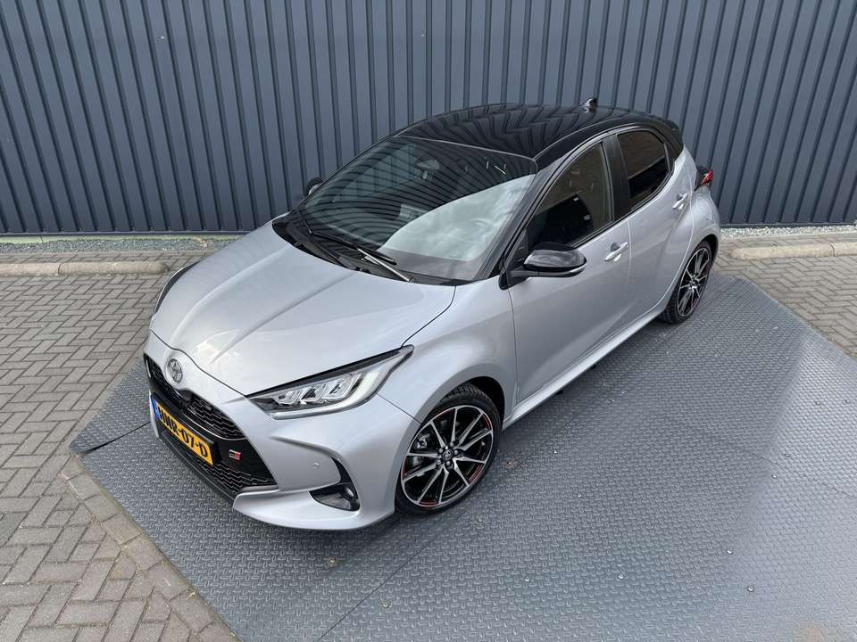 Toyota Yaris - Imagem 2