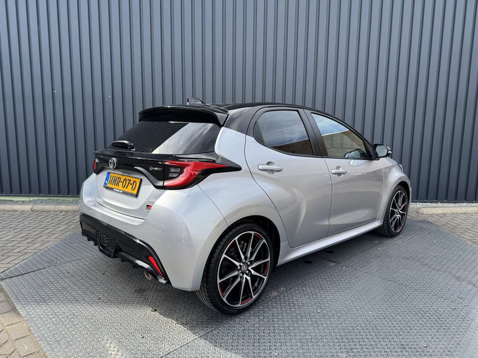Toyota Yaris - Imagem 13