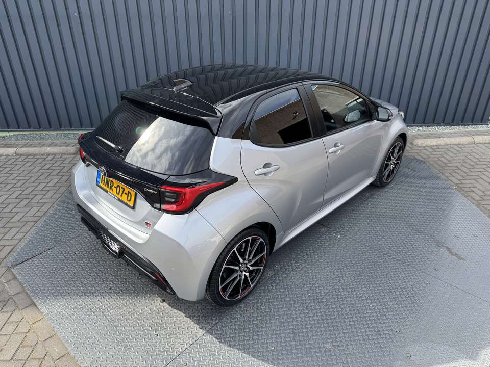 Toyota Yaris - Imagem 14