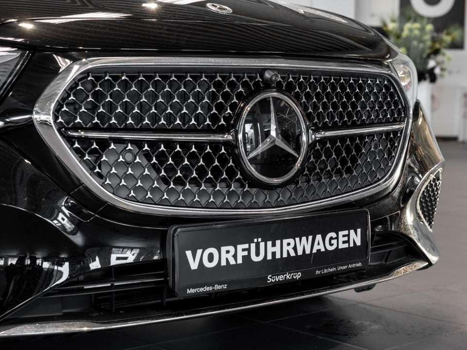 Mercedes-Benz E 300 - Imagem 6