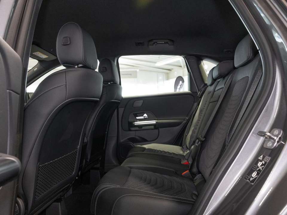 Mercedes-Benz B 200 - Imagem 10