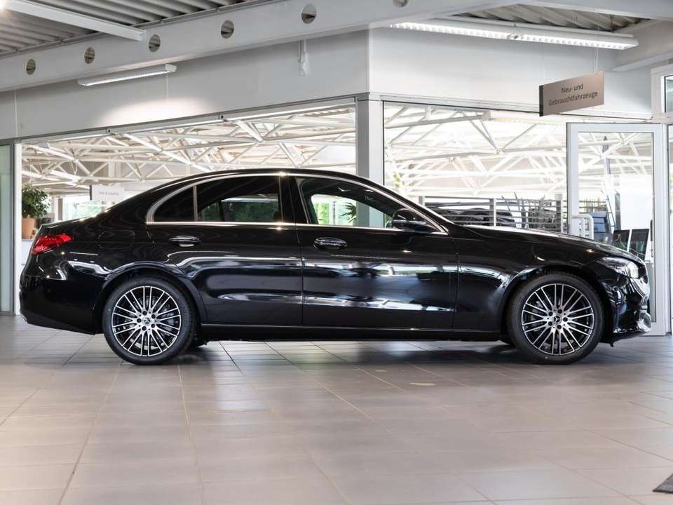 Mercedes-Benz C 180 - Imagem 4
