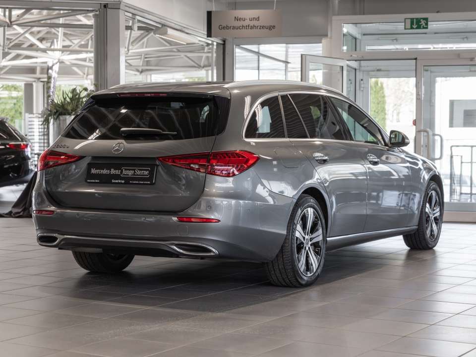 Mercedes-Benz C 300 - Imagem 5