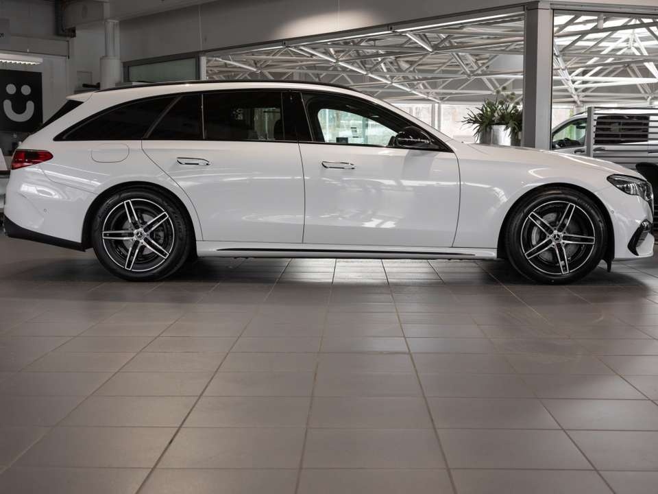 Mercedes-Benz E 220 - Imagem 4
