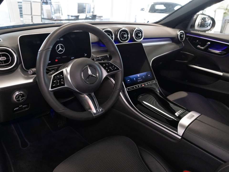 Mercedes-Benz C 300 - Imagem 6
