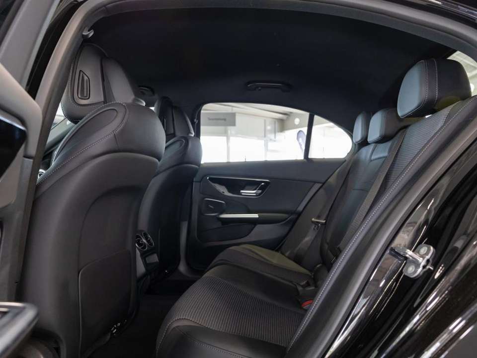 Mercedes-Benz C 180 - Imagem 8