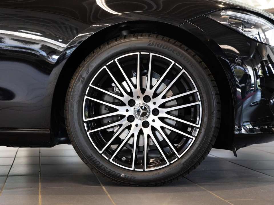 Mercedes-Benz C 180 - Imagem 10