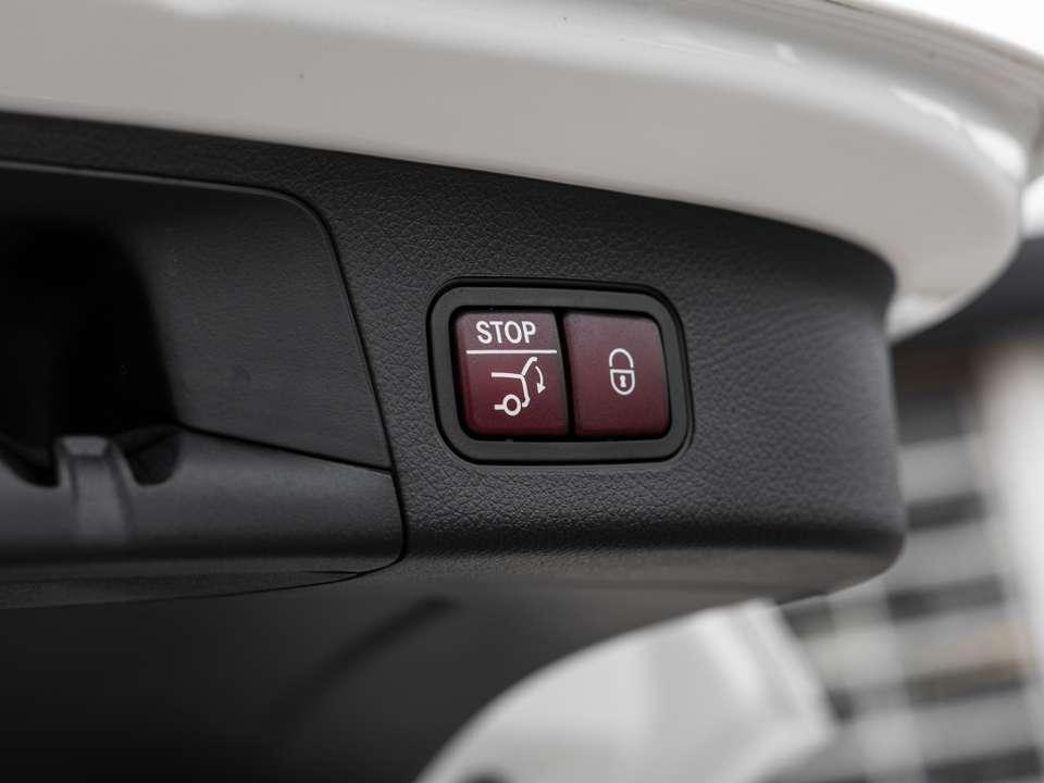 Mercedes-Benz GLA 250 - Imagem 12