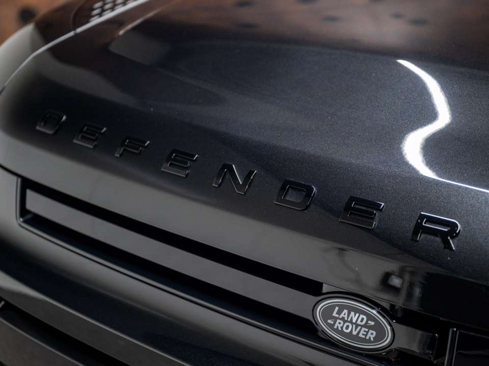 Land Rover Defender - Imagem 9