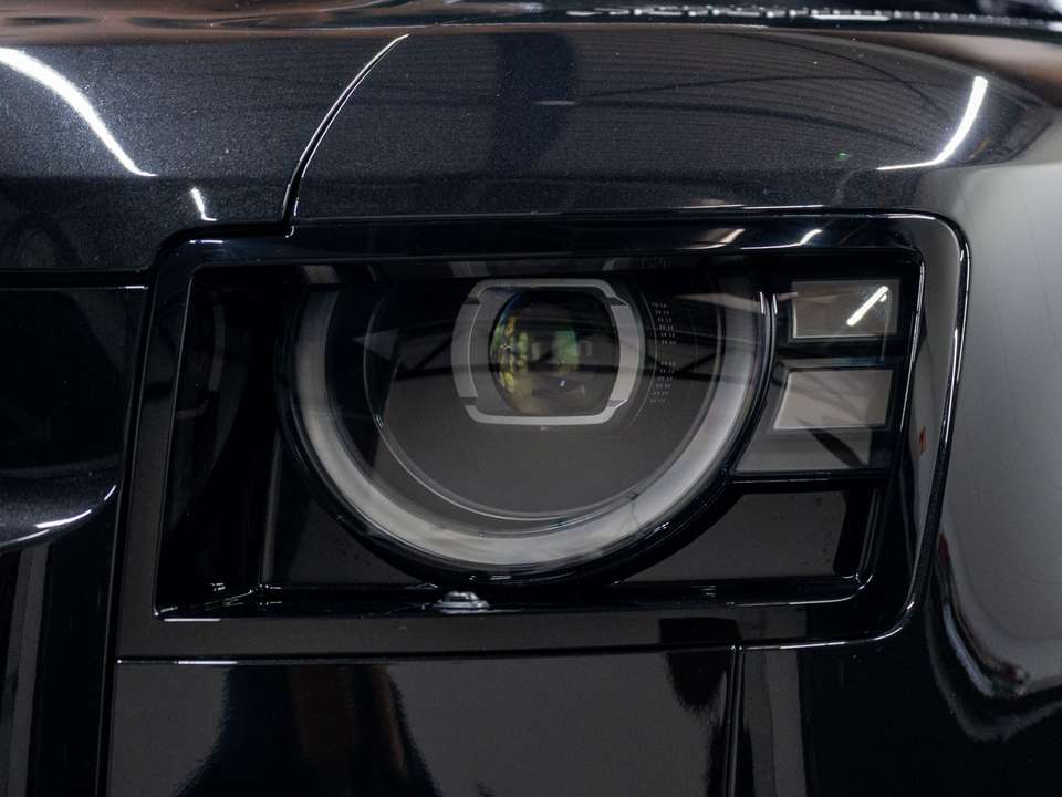 Land Rover Defender - Imagem 10