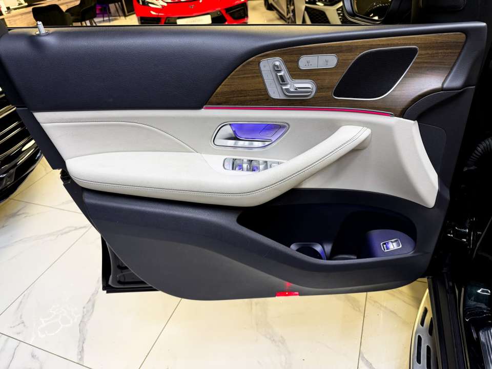 Mercedes-Benz GLE 350 - Imagem 13