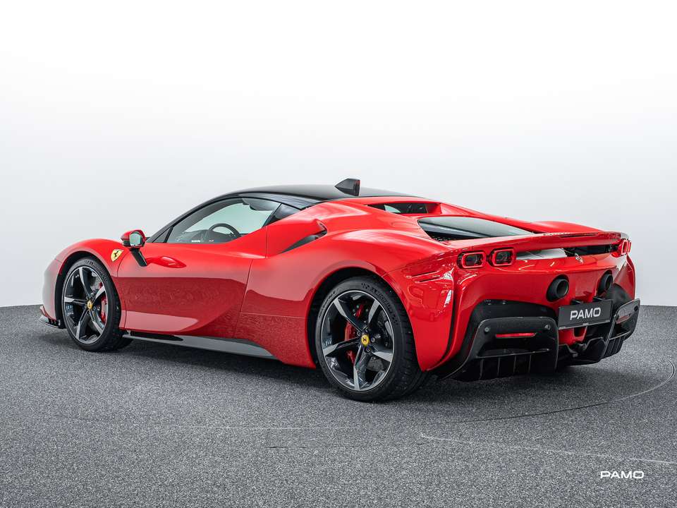 Ferrari SF90 Stradale - Imagem 5