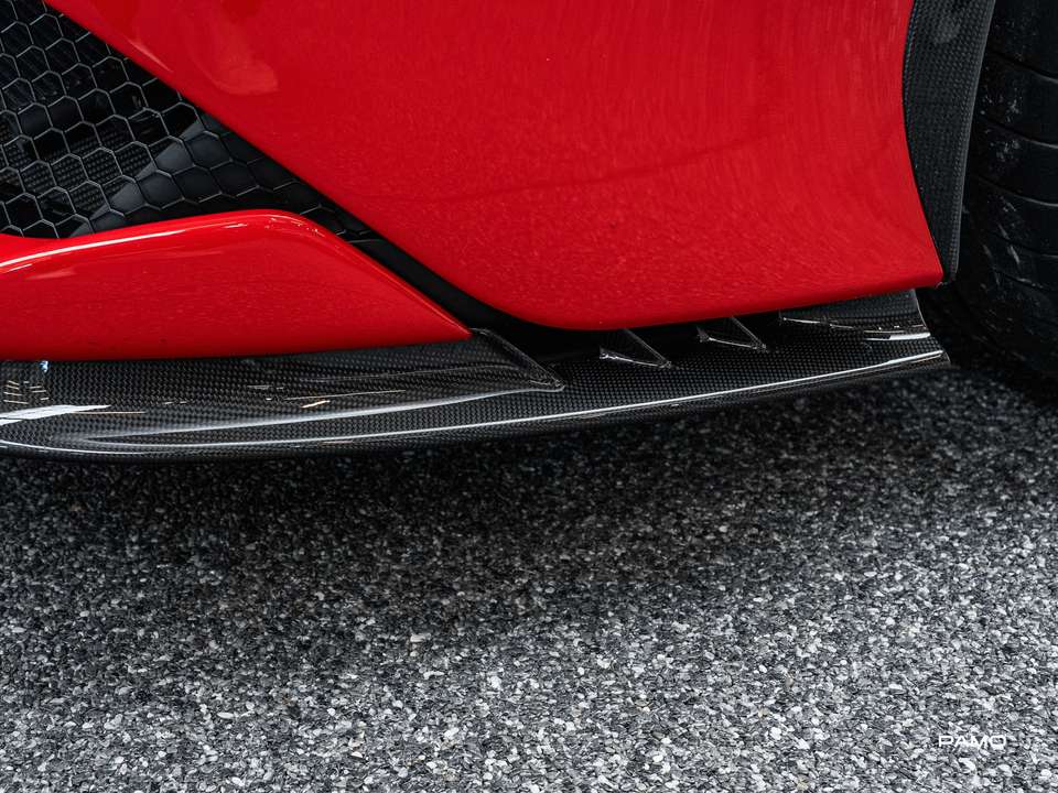 Ferrari SF90 Stradale - Imagem 10