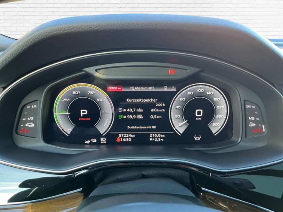 Audi Q8 - Imagem 11