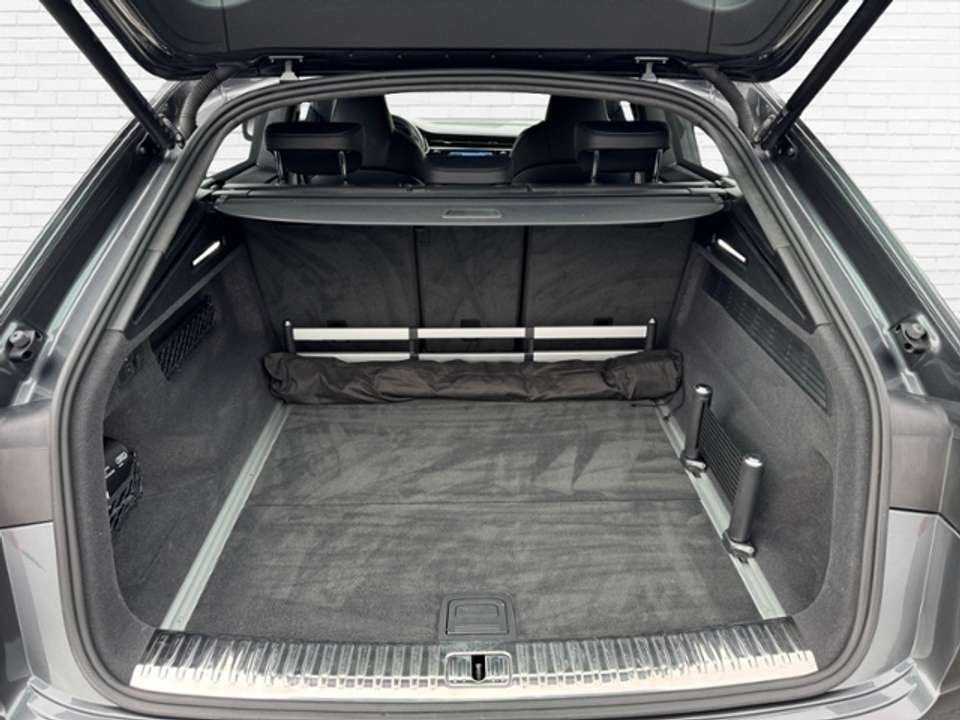 Audi Q8 - Imagem 7