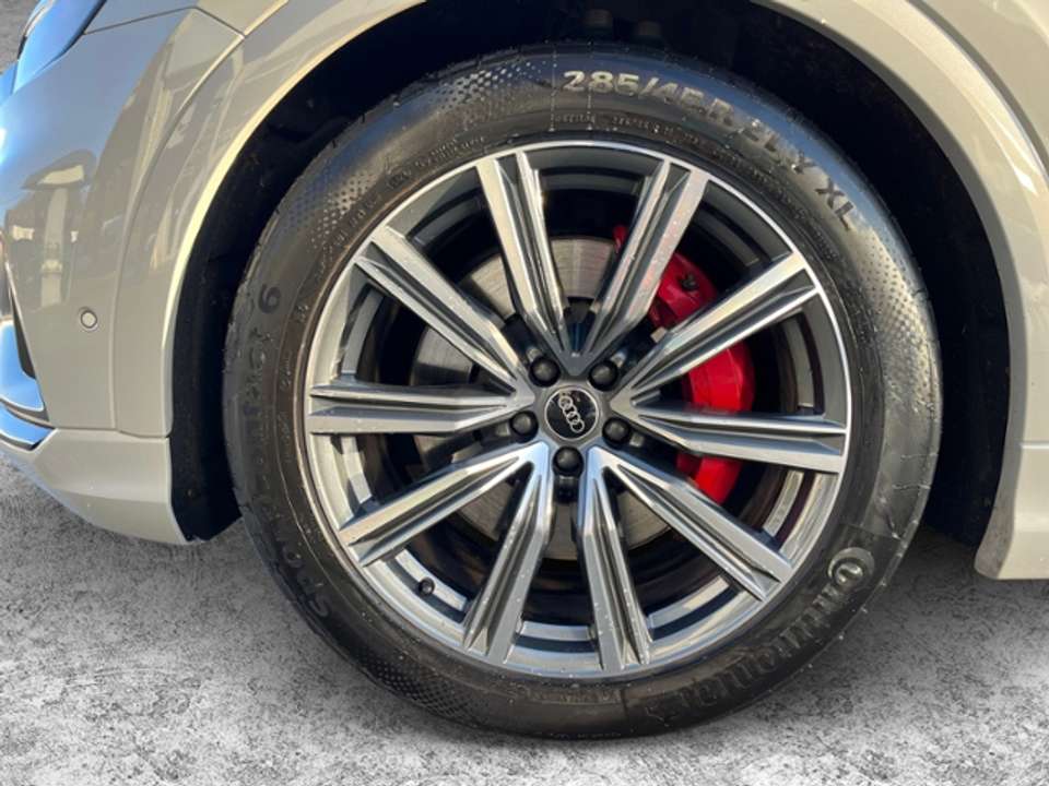 Audi Q8 - Imagem 14