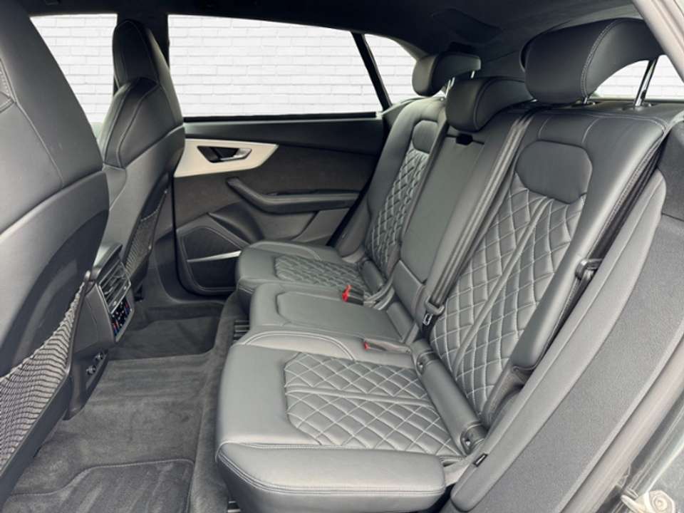 Audi Q8 - Imagem 10