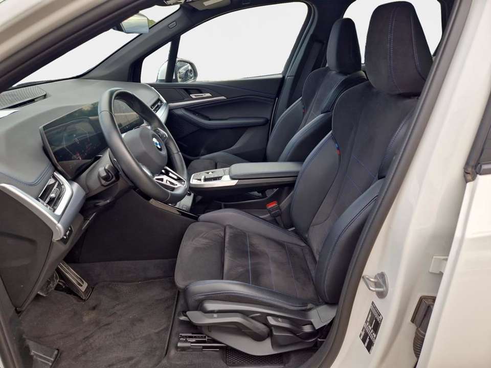 BMW 218 - Imagem 10