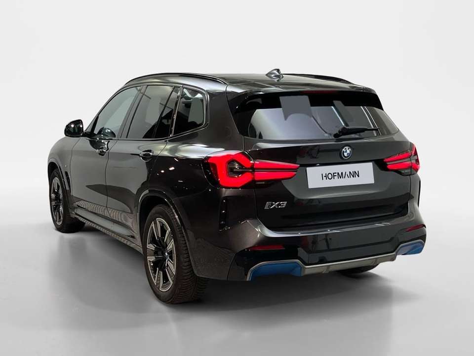 BMW iX3 - Imagem 7