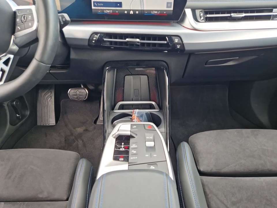 BMW 218 - Imagem 11