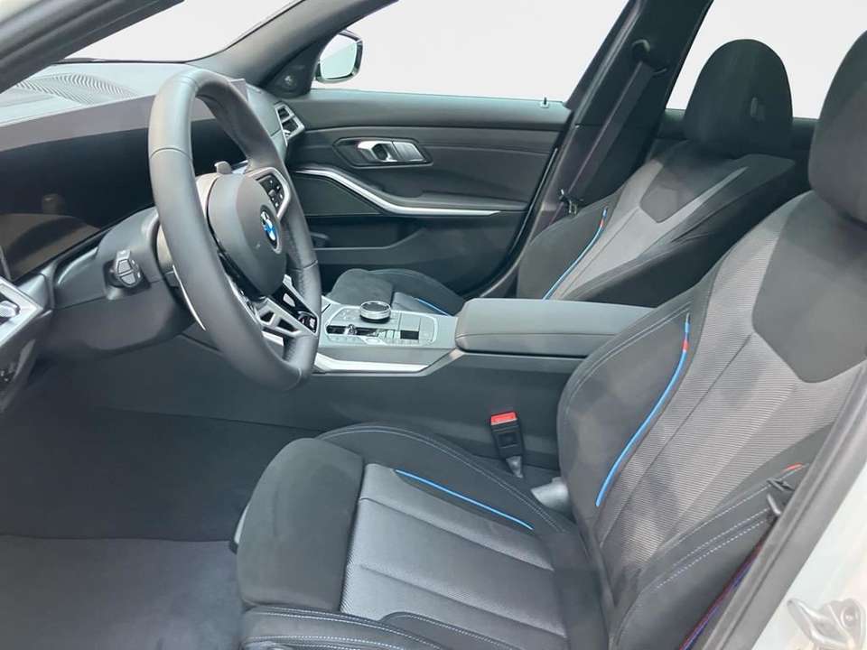 BMW 330 - Imagem 10