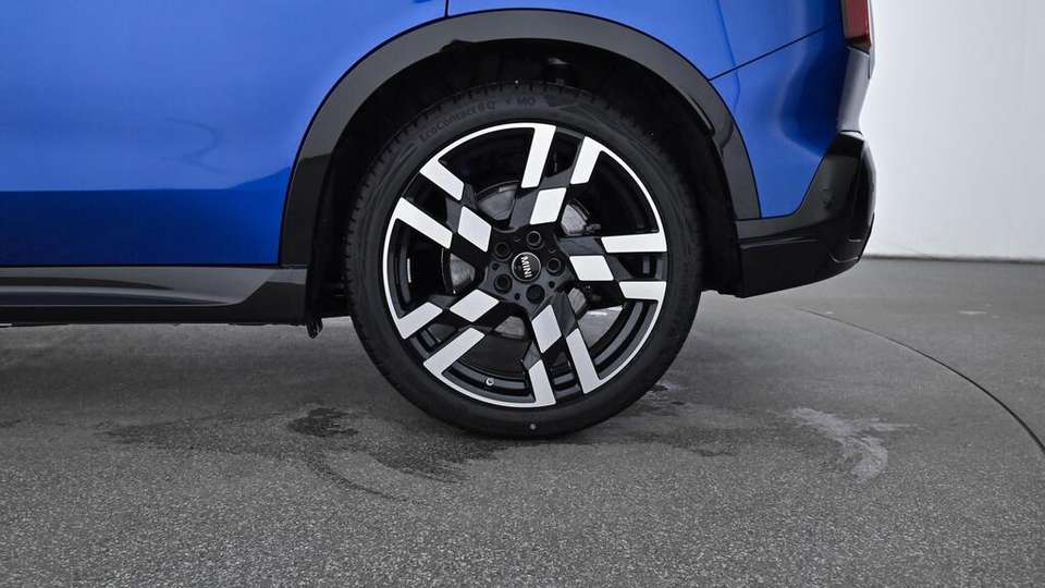 MINI Countryman SE All4 - Imagem 13