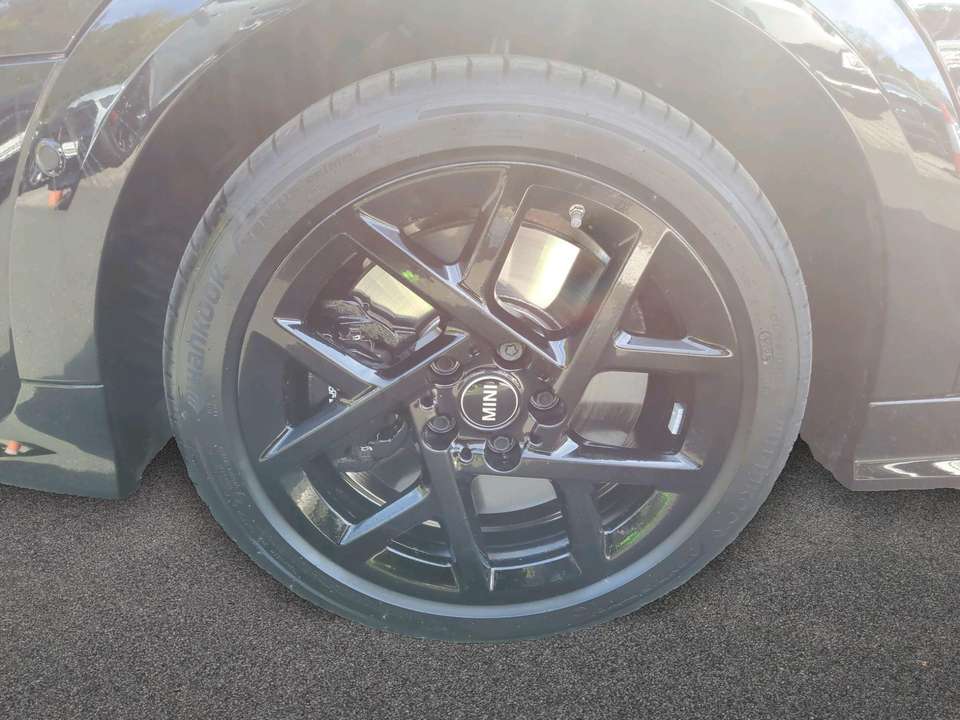 MINI Cooper S - Imagem 10
